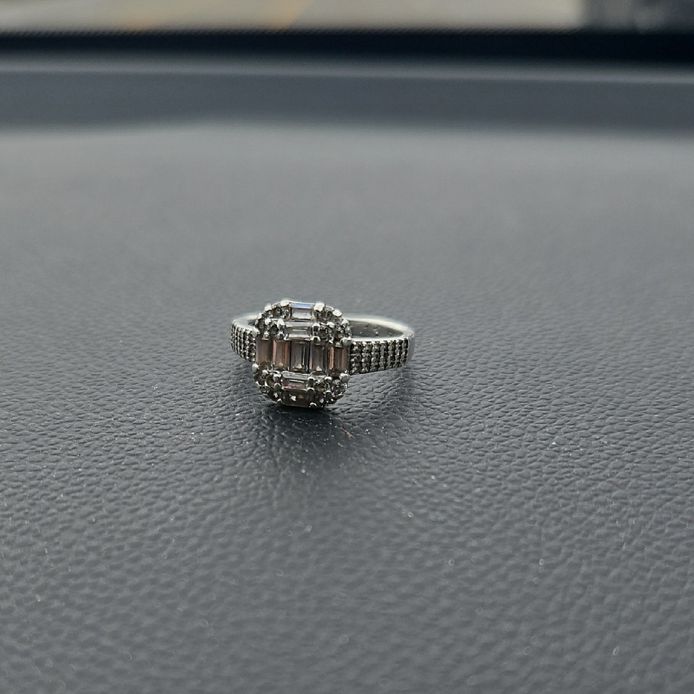 .925 Sterling Silver Womens Ring